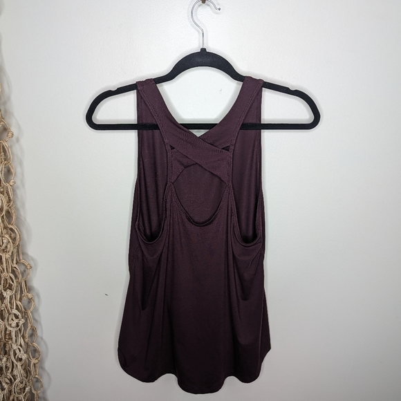 Athleta Crossback Maroon Tank Medium EUC - Picture 3 of 5